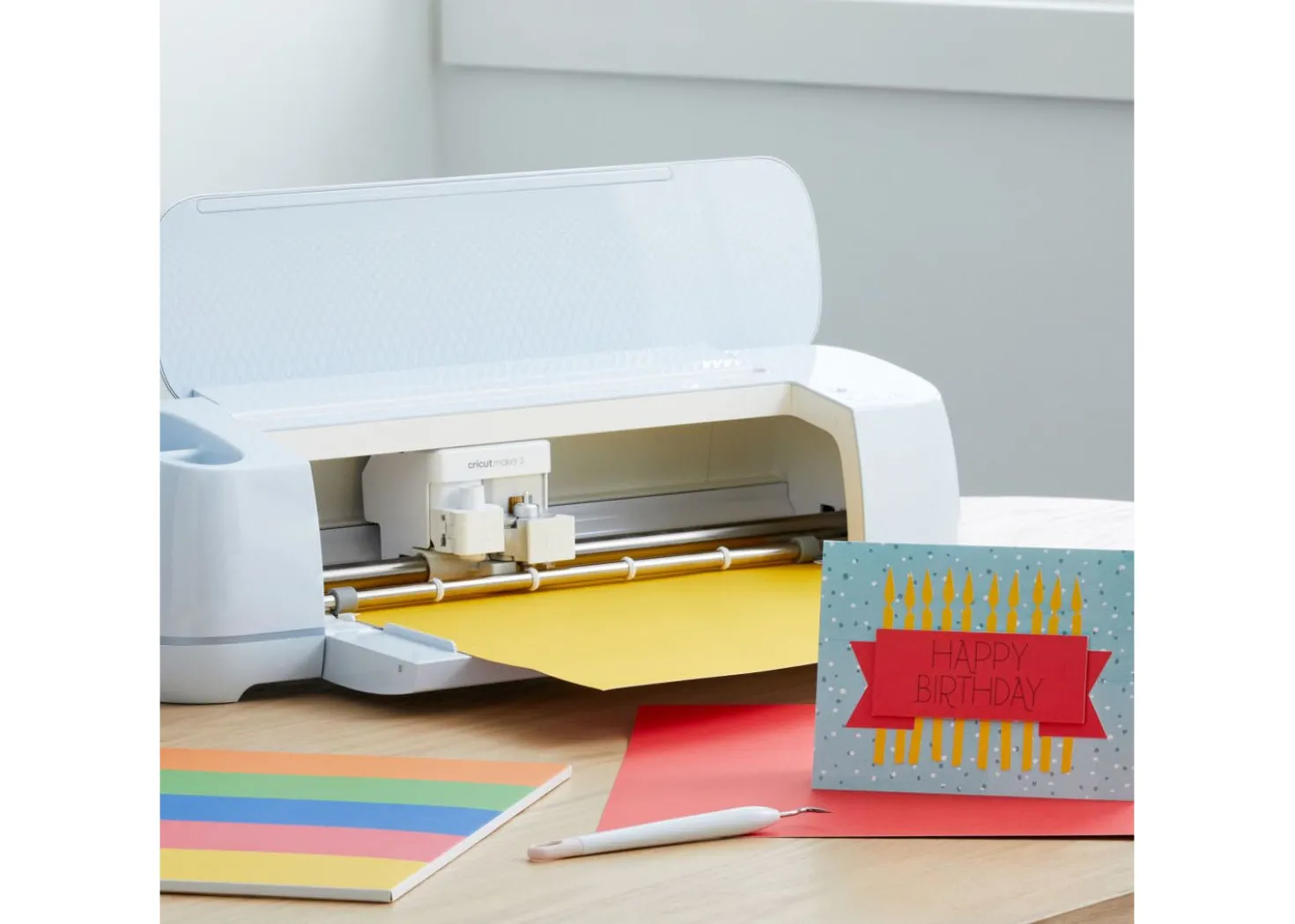 Cricut Carta Adesiva Nero 10 fogli 30,5cmx30,5cm