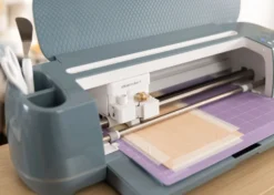 Cricut Maker 4 Essential Bundle