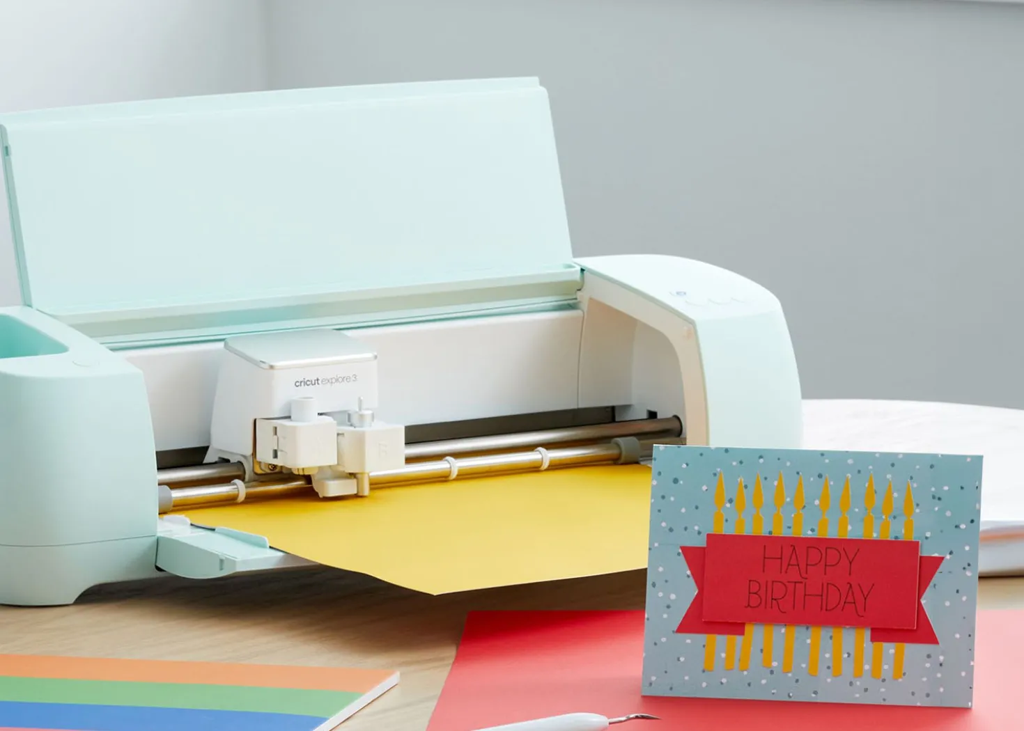 Cricut Smart Vinyl Vinile Permanente Giallo Mais 33cmx3,66m
