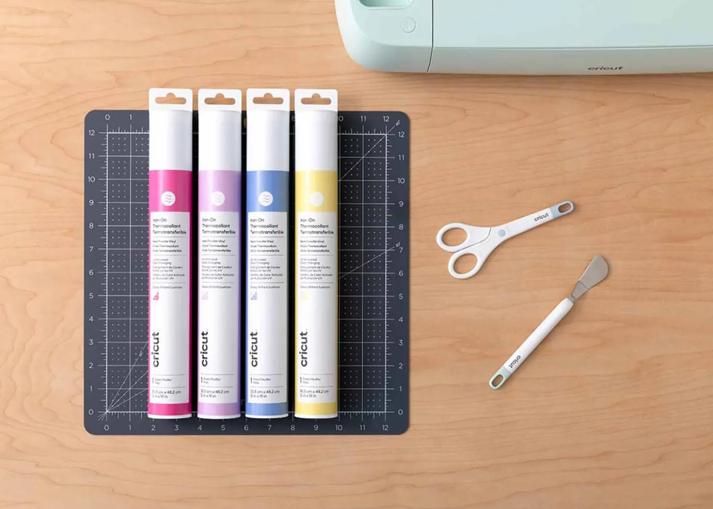 Cricut Termoadesivo Cambia Colore con i Raggi UV Bianco-Viola 30,5cmx48,2cm