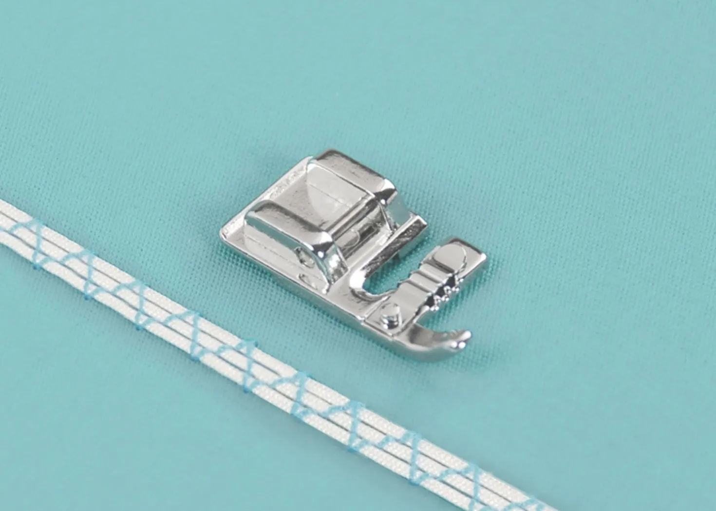Necchi Piedino per Cordoncini 5mm