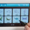 Necchi Sweet NE210 Macchina per Cucire e Ricamare in collaborazione con Eleonora Galvagno con Tablet e Software DRAWings Essentials