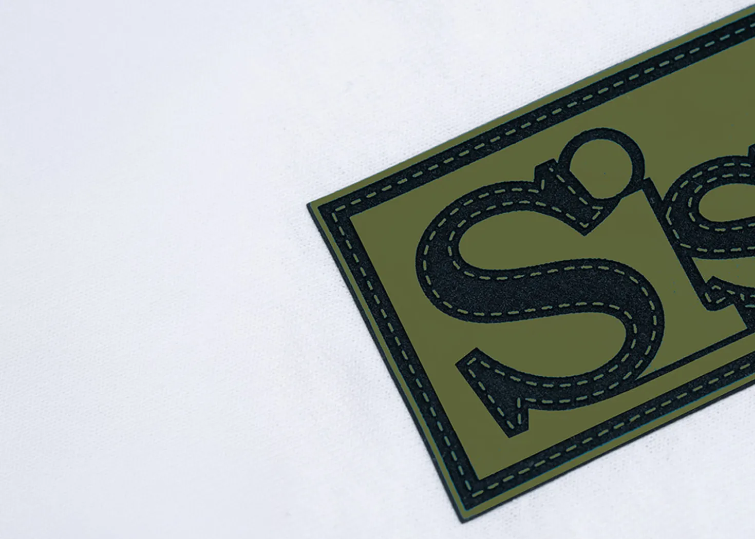 Siser Laser Patch Oliva effetto Liscio 30cmx40cm 5pz